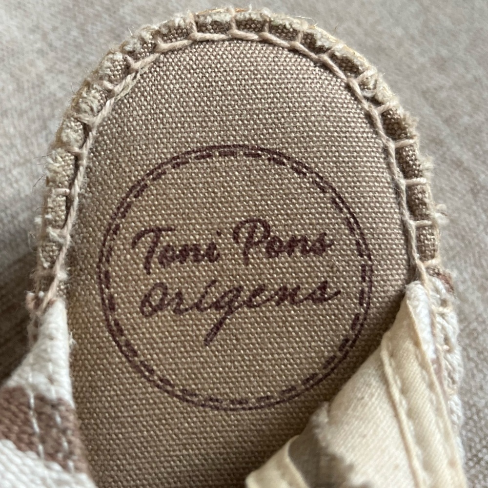 Toni Pons Origens Tarbes Neutral Striped
Espadrilles. Women’s Size 39 (U.S. 8). - Picture 8 of 9